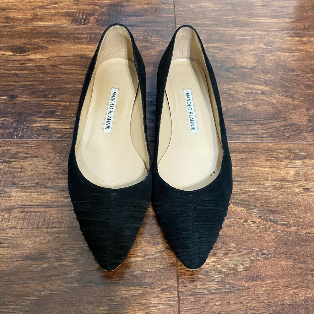 Manolo Blahnik Plizate Black Suede Ruched Flats